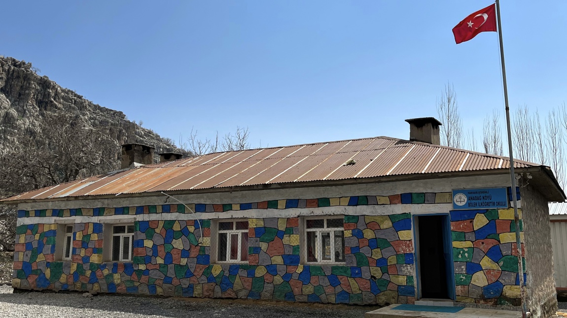 Anadağ Köyü Bölek Mezrası İlkokulu Fotoğrafı